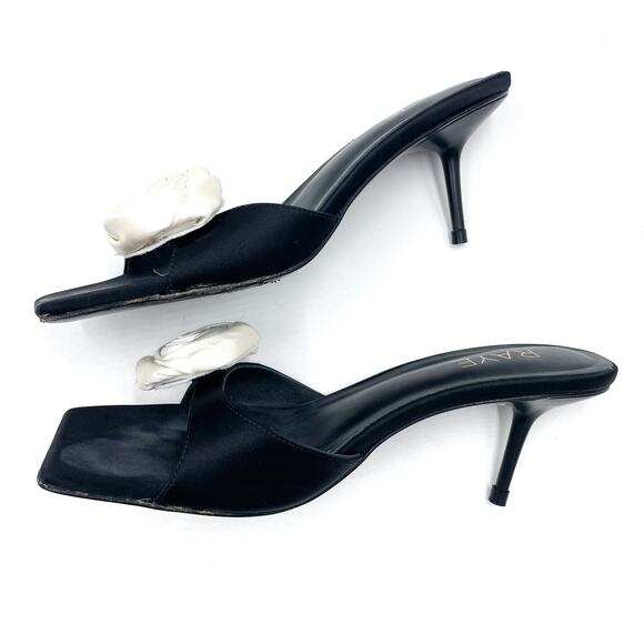 Raye Rosette Mules Black White Sandals Kitten Heels Square Toe Floral Sz 6.5 - Picture 6 of 10